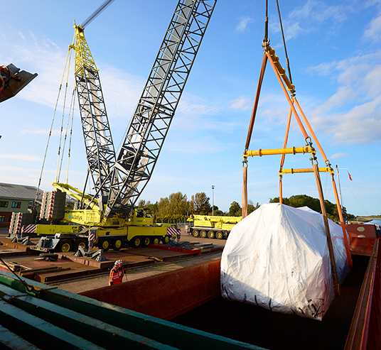 176te steam turbine generator transported